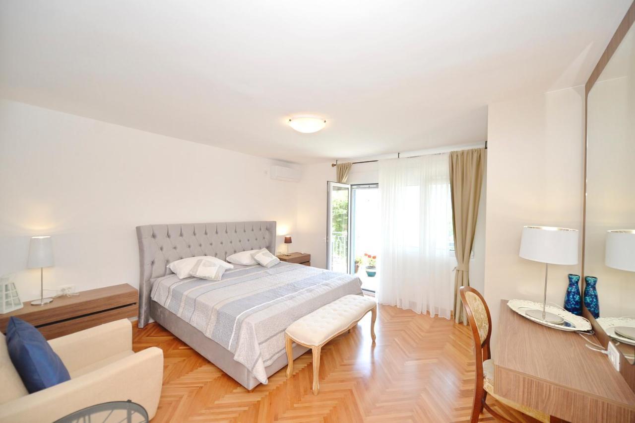 Apartments Ivanovic Котор Екстериор снимка