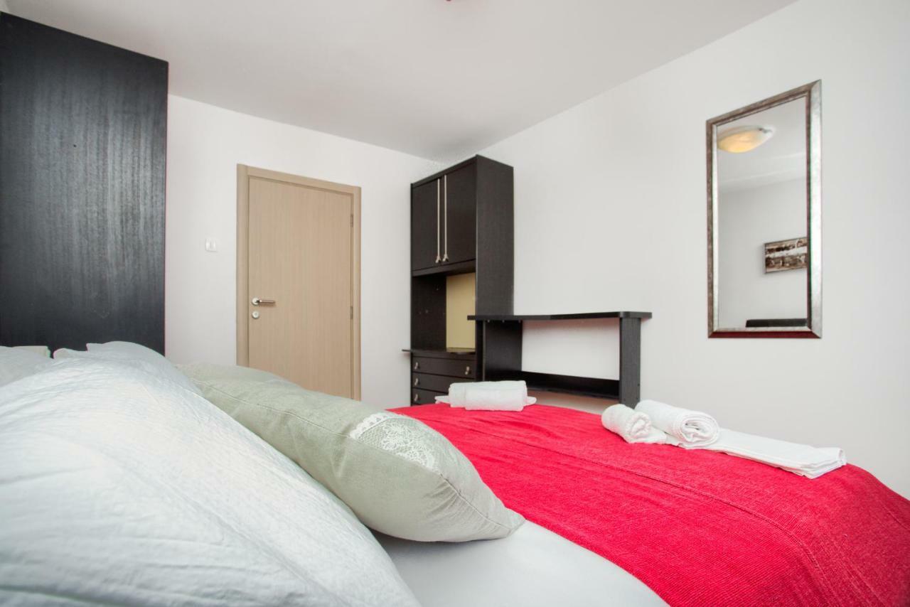 Apartments Ivanovic Котор Екстериор снимка